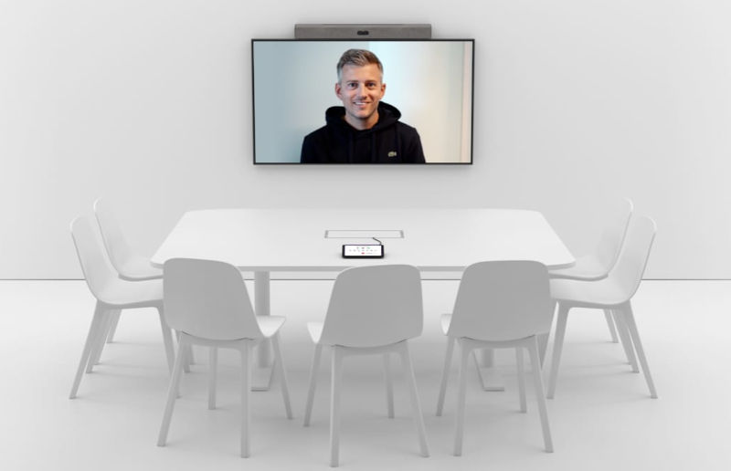 Neat Bar Pro in a Meeting Room